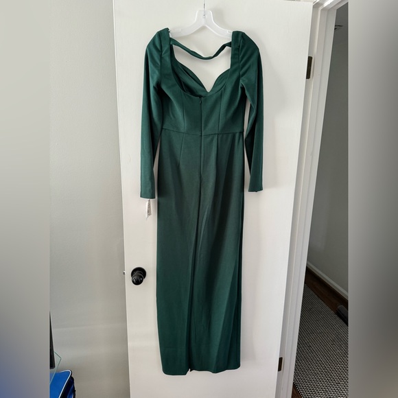 David’s Bridal Hunter Green Crepe Dress - Picture 2 of 6